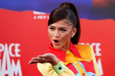 Zendaya Joyeuse Et Coloree A La Premiere De Space Jam