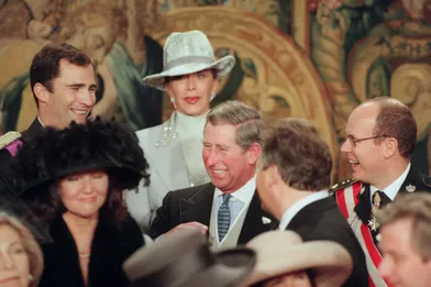 La prince Felipe d'Espagne, le prince Charles d'Angleterre et le prince Albert de Monaco, à Bruxelles le 4 décembre 1999