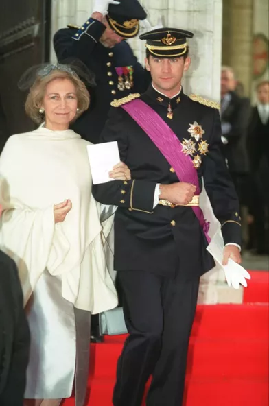 La reine Sofia d'Espagne et le prince Felipe, à Bruxelles le 4 décembre 1999