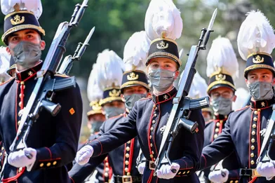 La princesse Elisabeth de Belgique défile pour la Fête nationale dans son uniforme del'Ecole royale militaire de Bruxelles, le 21 juillet 2021
