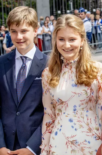 Le prince Gabriel de Belgique avec sa grande soeur la princesse héritière Elisabeth, le 21 juillet 2019
