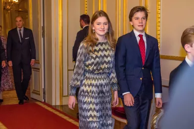 Le prince Gabriel de Belgique avec sa grande soeur la princesse héritière Elisabeth, le 19 décembre 2018