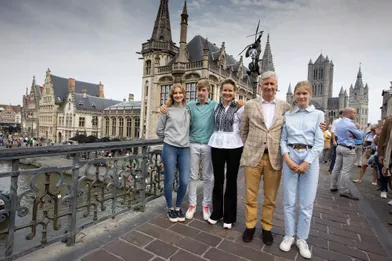 La reine Mathilde et le roi des Belges Philippe avec les princesses Elisabeth et Eléonore et le prince Emmanuel de Belgique à Gand, le 19 septembre 2021