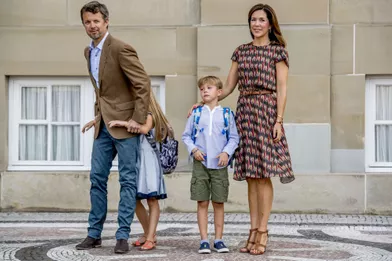 La princesse Mary et le prince Frederik de Danemark avec leurs jumeaux à Copenhague, le 15 août 2017