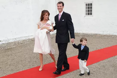Le prince Henrik de Danemark avec ses parents et sa soeur, le 20 mai 2012