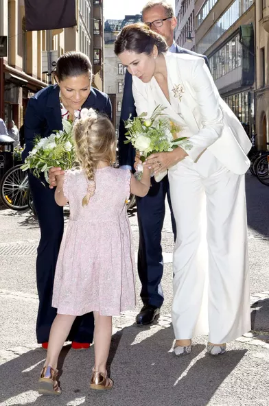 La princesse Mary de Danemark avec la princesse Victoria de Suède à Stockholm, le 29 mai 2017