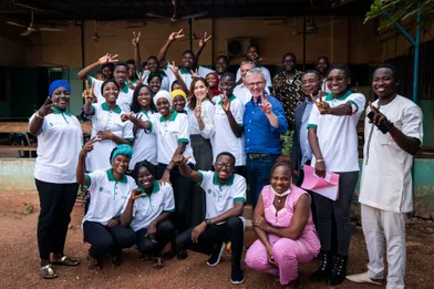 La princesse Mary de Danemark visite un centre de jeunesse à Ouagadougou au Burkina Faso, le 29 octobre 2021