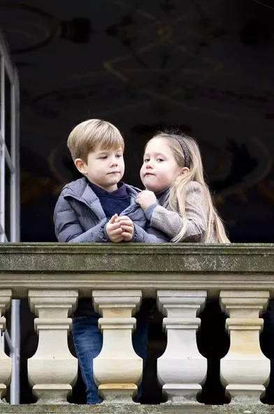 Le prince Vincent et la princesse Josephine de Danemark à Klampenborg, le 5 novembre 2017