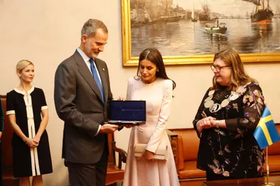 La reine Letizia et le roi Felipe VI d'Espagne reçoivent les clefs de la ville de Stockholm, le 25 novembre 2021