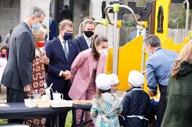 La reine Letizia et le roi Felipe VI d'Espagne à Tui, le 28 octobre 2021
