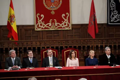 La reine Letizia et le roi Felipe VI d'Espagne à Alcala de Henares, le 23 avril 2018