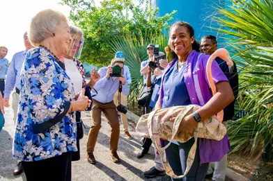 La princesse Beatrix des Pays-Bas sur l'île de Curaçao, le 26 novembre 2021