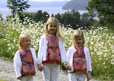 La princesse Catharina-Amalia des Pays-Bas avec ses deux petites sœurs en Argentine, le 19 décembre 2010