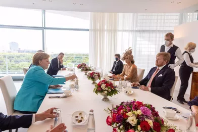 La reine Maxima et le roi Willem-Alexander des Pays-Bas avec Angela Merkel à Berlin, le 6 juillet 2021
