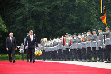 Le roi Willem-Alexander des Pays-Bas et le président allemand Frank-Walter Steinmeierà Berlin, le 5 juillet 2021