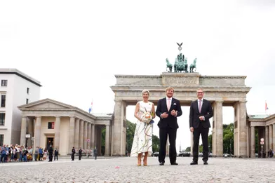 La reine Maxima et le roi Willem-Alexander des Pays-Bas avec le maire de Berlin, le 5 juillet 2021