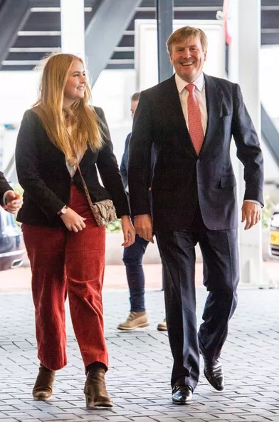 La princesse héritière Catharina-Amalia et le roi Willem-Alexander des Pays-Bas à Amsterdam, le 27 janvier 2019