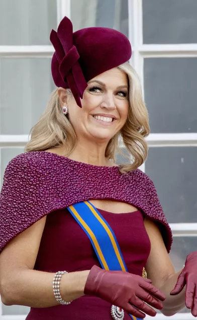 Le chapeau et la cape de la reine Maxima des Pays-Bas au Prinsjesdag, le 17 septembre 2019