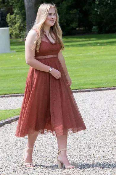 La princesse Catharina-Amalia des Pays-Bas dans une robe Sandro à La Haye, le 19 juillet 2019