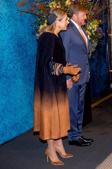 La reine Maxima des Pays-Bas dans un ensemble de Jan Taminiauà Oslo, le 10 novembre 2021