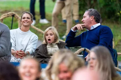 La princesse Madeleine de Suède et Christopher O'Neill avec leur fille aînée la princesse Leonore, sur l'île d'Öland, le 10 juillet 2021