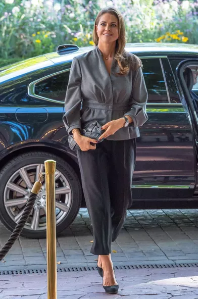 La princesse Madeleine de Suède en total look gris à Stockholm, le 13 septembre 2017