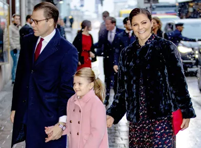 Les princesses Victoria et Estelle de Suède et le prince Daniel à Stockholm, le 18 décembre 2018