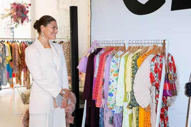 La princesse Victoria de Suède visite le «Sustainable Fashion Hub» de la Fashion WeekStockholm, le 31 août 2021