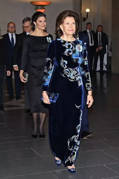 La reine Silvia et la princesse héritière Victoria de Suède à Stockholm, le 10 décembre 2021