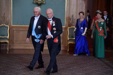 La reine Silvia et le roi Carl XVI Gustaf de Suède avec le couple présidentiel allemand à Stockholm, le 7 septembre 2021