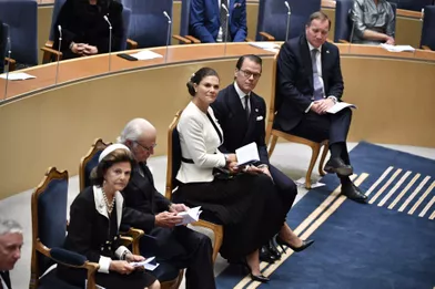 La princesse héritière Victoria de Suède et le prince Daniel avec la reine Silvia et le roi Carl XVI Gustaf auRiksdag à Stockholm, le 14 septembre 2021