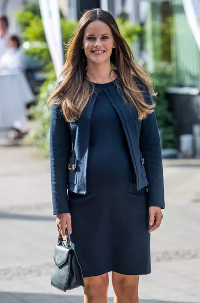 La princesse Sofia de Suède, née Hellqvist, très enceinte à Bastad, le 2 août 2017