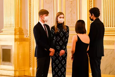 La princesse Elisabeth et le prince Gabriel de Belgique, à Bruxelles le 21 décembre 2021