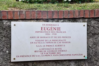 La plaque du bustede l'impératrice Eugénie inauguré à Monaco, le 9 octobre 2021