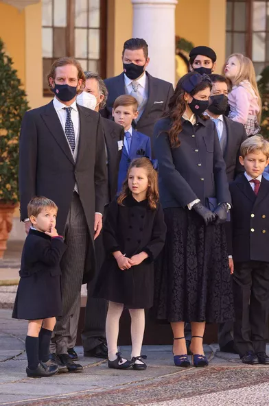 Andrea Casiraghi, son épouse Tatiana Santo Domingo et leurs enfants Maximilian, India et Sachaà la Fête nationale monégasque à Monaco le 19 novembre 2021