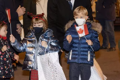 La princesse Gabriella et le prince Jacques de Monaco avecBodie Wittstock au village de Noël de Monaco, le 3 décembre 2021