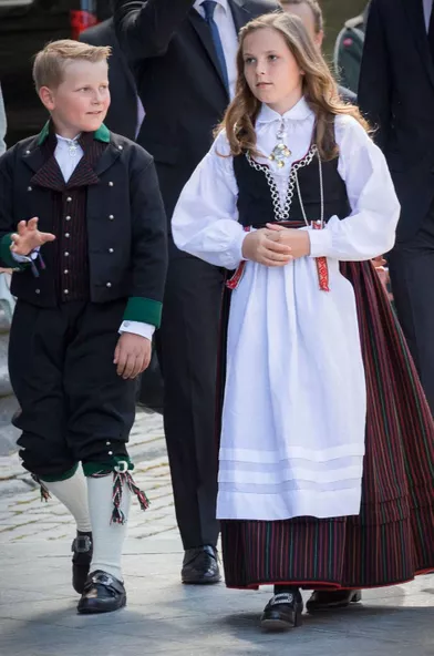 La princesse Ingrid Alexandra de Norvège avec son frère le prince Sverre Magnus, le 23 juin 2016