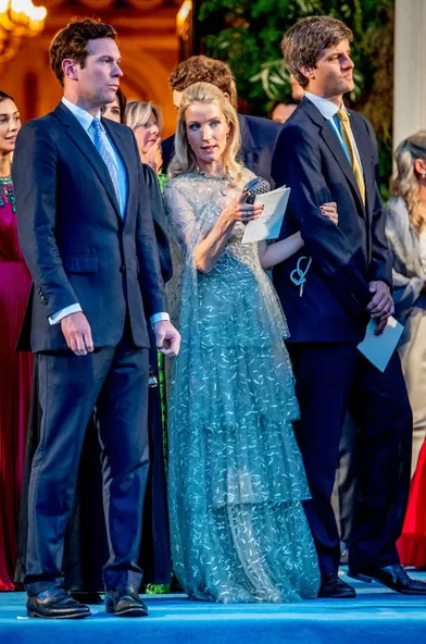 Jack Brooksbank (époux de la princesse Eugenie d'York) avec le prince Ernst August Junior de Hanovre et sa femmeEkaterina Malysheva à Athènes, le 23 octobre 2021