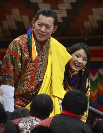 Le roi du BhoutanJigme Khesar Namgyel Wangchuck et la reine Jetsun Pema, à Thimphou le 15 octobre 2011