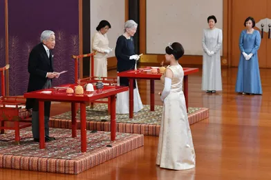 La princesse Ayako avec l'empereur Akihito et l'impératrice Michiko du Japon à Tokyo, le 26 octobre 2018