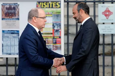 Le prince Albert II de Monaco avec Edouard Philippe à Paris, le 30 septembre 2019