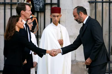 La princesse Marie et le prince Joachim de Danemark et le prince Moulay El Hassan du Maroc avec Edouard Philippe à Paris, le 30 septembre 2019