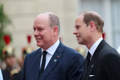 Le prince Albert II de Monaco et le prince Edward d'Angleterre au Palais de l'Elysée à Paris, le 30 septembre 2019