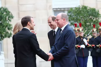 Le prince Albert II de Monaco et le prince Edward d'Angleterre avec Emmanuel et Brigitte Macron au Palais de l'Elysée à Paris, le 30 septembre 2019