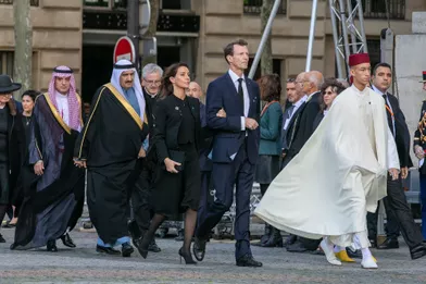 Le prince Moulay El Hassan du Maroc, suivi du prince Joachim et de la princesse Marie de Danemark, aux obsèques de Jacques Chirac à Paris, le 30 septembre 2019