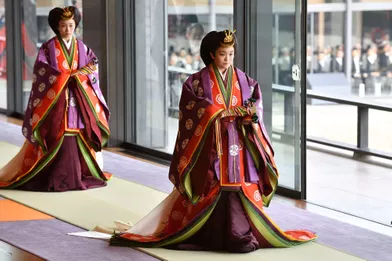 La princesse Mako du Japon suivie de sa soeur la princesse Kako à Tokyo, le 22 octobre 2019