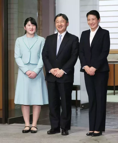 La princesse Aiko du Japon avec ses parents, le 22 mars 2018