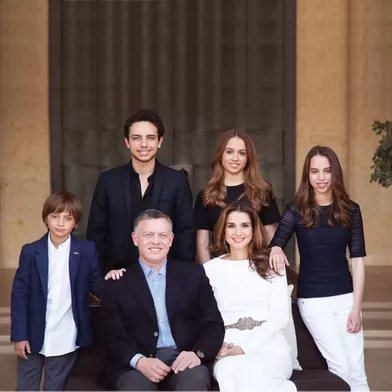 La princesse Salma de Jordanie avec ses parents, sa soeur et ses frères. Photo diffusée le 1er janvier 2015