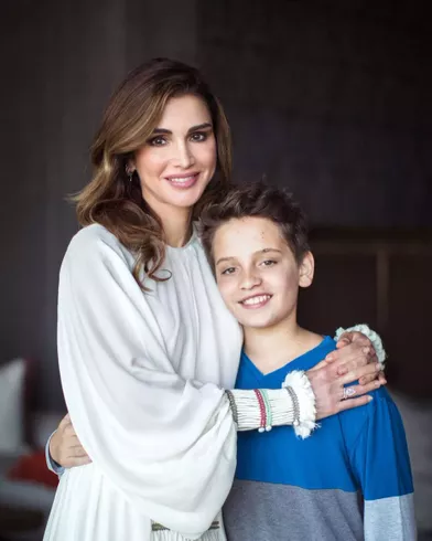 La reine Rania de Jordanie avec son plus jeune fils, le prince Hashem. Photo diffusée le 31 janvier 2019 