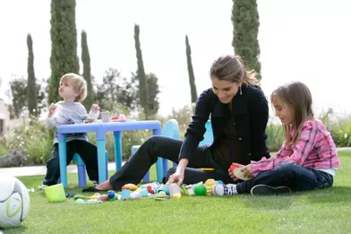 La reine Rania de Jordanie avec la princesse Salma et le prince Hashem 